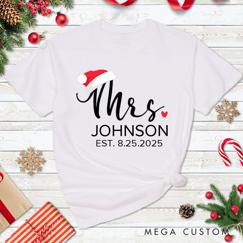Personalized Couple Elegant Mr. and Mrs. with Santa Hats Christmas T-Shirt Couple Xmas Matching T-Shirt for Husband Wife Boyfriend Girlfriend Tee Tops