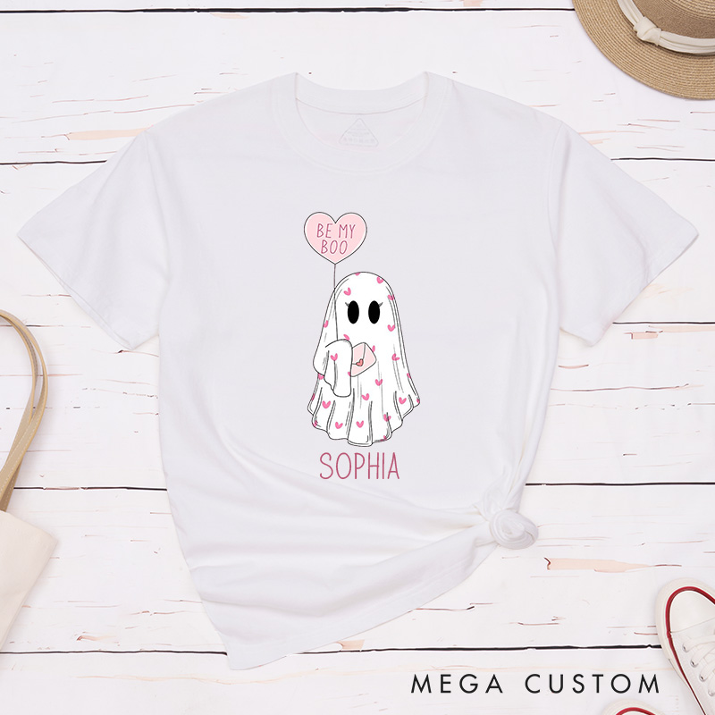 Personalized Couple Be My Boo Matching T-Shirt Valentine's Day Ghost Holding Heart Balloon T-Shirt for Husband Wife Boyfriend Girlfriend Gift