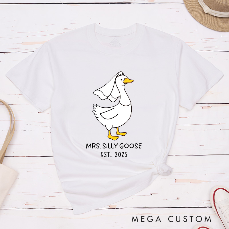 Personalized Humorous Mr and Mrs Silly Goose with Date Matching Wedding Couple Classic T-Shirt