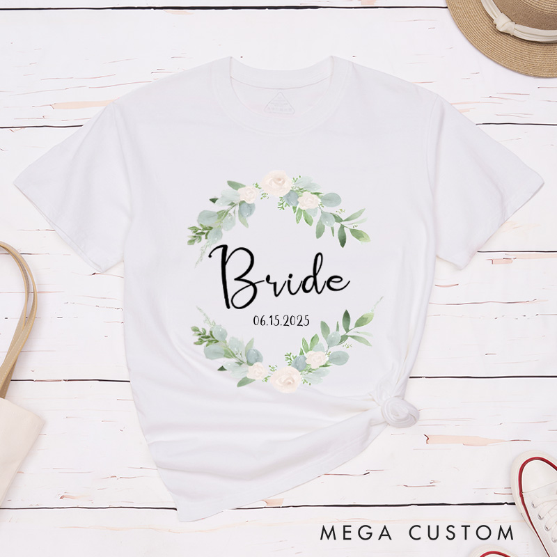 Personalized Elegant Floral Wreath Bride and Groom Matching Wedding Couple Classic T-Shirt