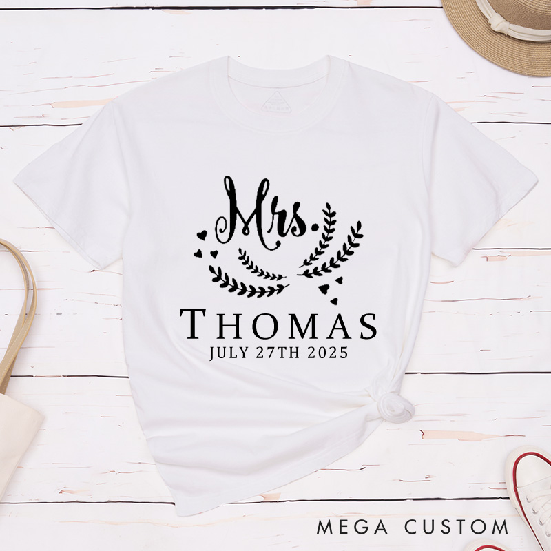 Personalized Graceful Mr and Mrs with Oliver Branches Matching Wedding Couple Classic T-Shirt