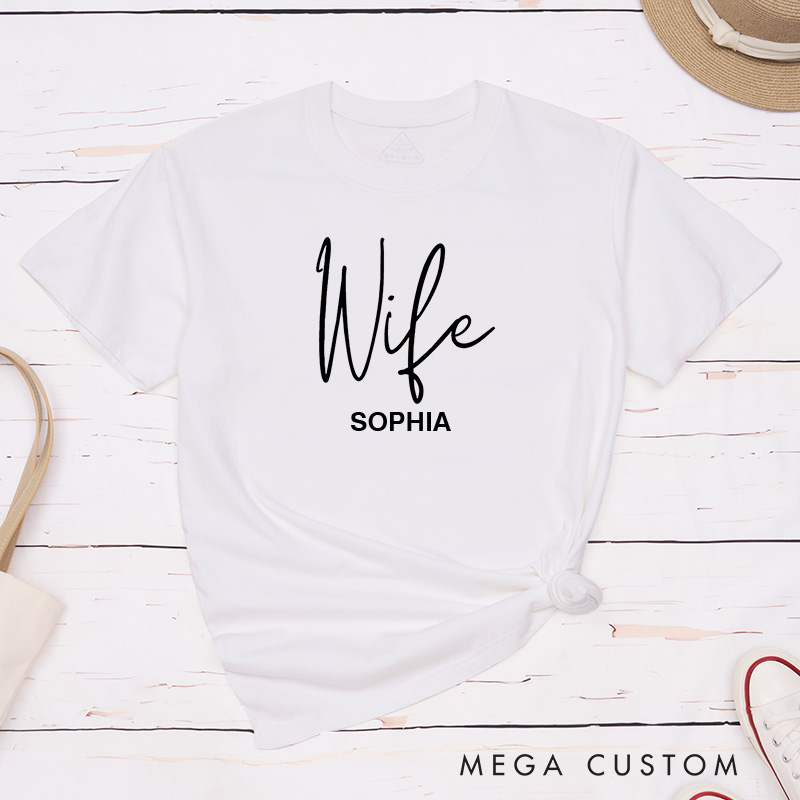 Personalized Couple Handwritten Husband and Wife T-Shirt with Name Valentine's Day Matching T-Shirt for Hubby Wifey Boyfriend Girlfriend Gift