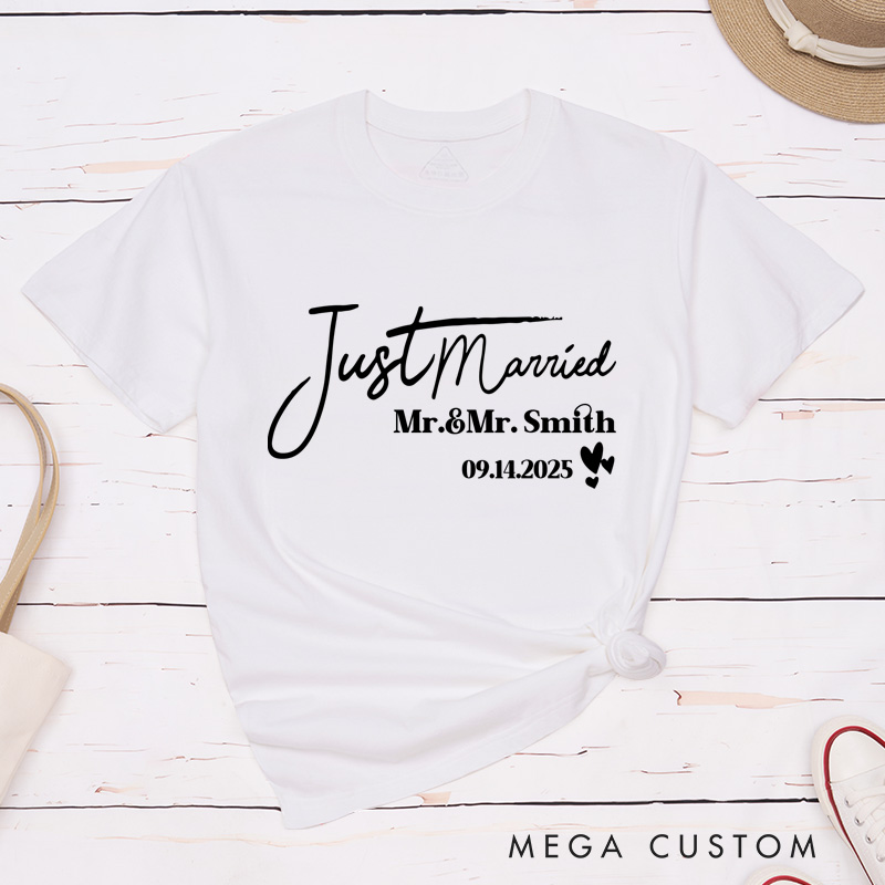 Personalized Elegant Just Married Mr and Mrs with Hearts Wedding Couple Classic T-Shirt