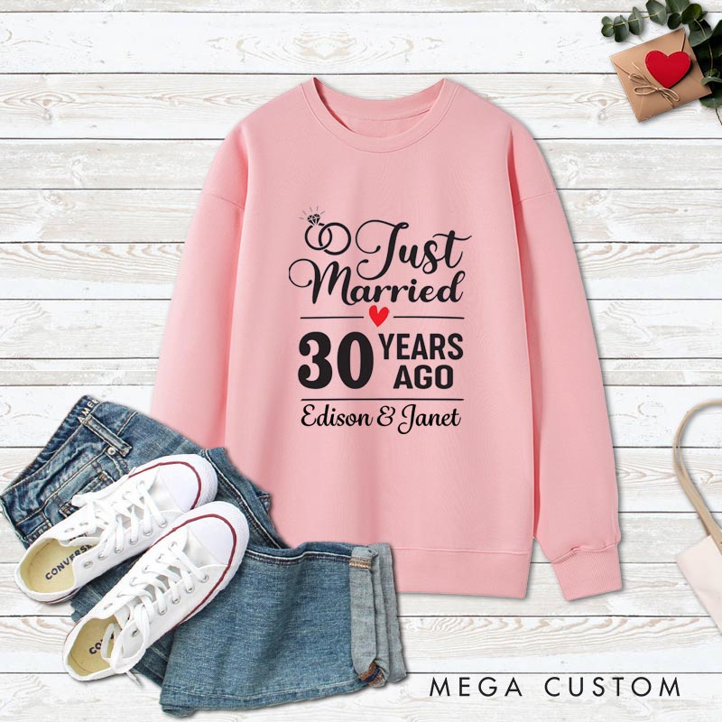 Personalized Couple 30th Anniversary Sweatshirt Couple Just Married 30 Years Ago Outfits 30 YRS Anniversary Tops for Wife Husband