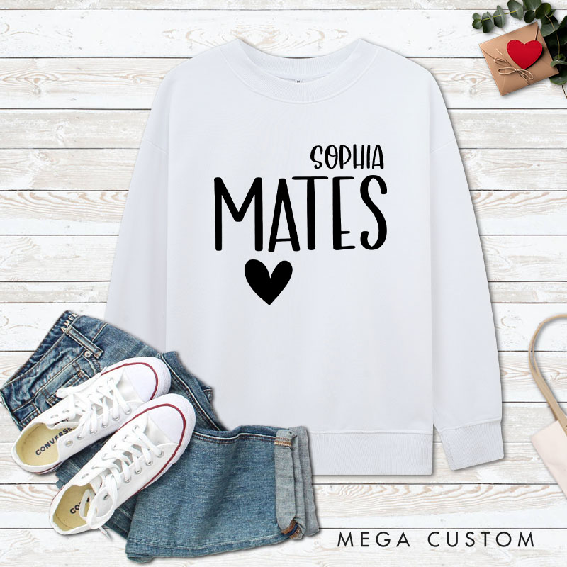 Personalized Couple Soul and Mates with Heart Sweatshirt Couple Valentine's Day Sweatshirt for Husband Wife Boyfriend Girlfriend