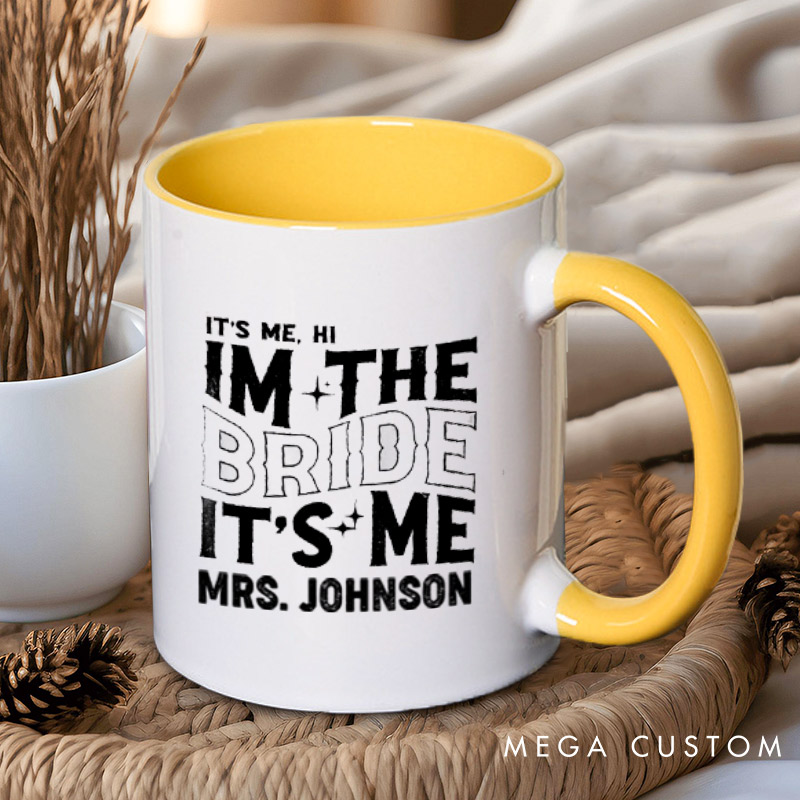 Personalized Modern Vintage It's Me Bride and Groom Matching Wedding Couple Mugs
