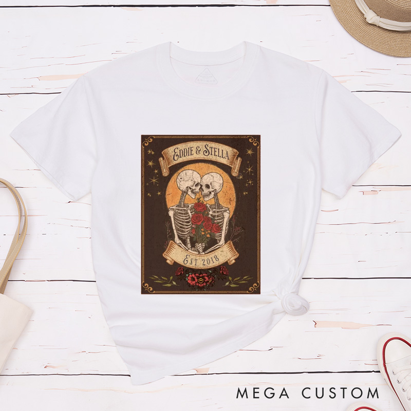 Personalized Skeleton Couple Matching Halloween T-Shirt Couple Retro Gothic Skull Card Design Halloween Shirt