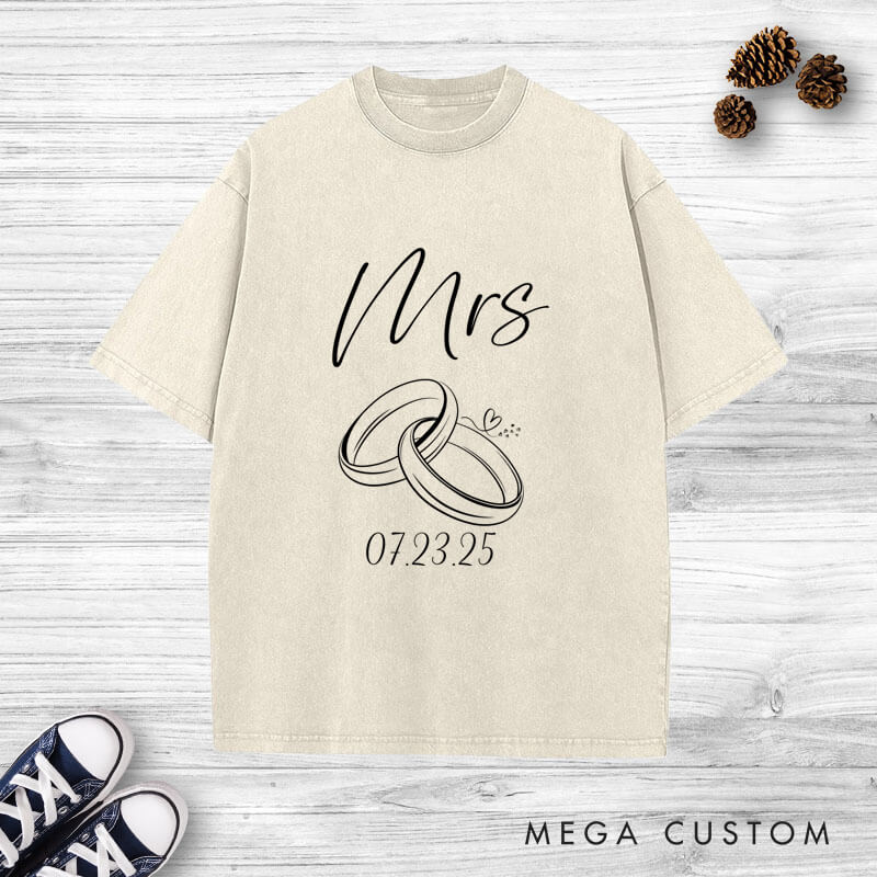 Personalized Minimalist Mr and Mrs with Rings and Heart Wedding Couple Washed T-Shirt