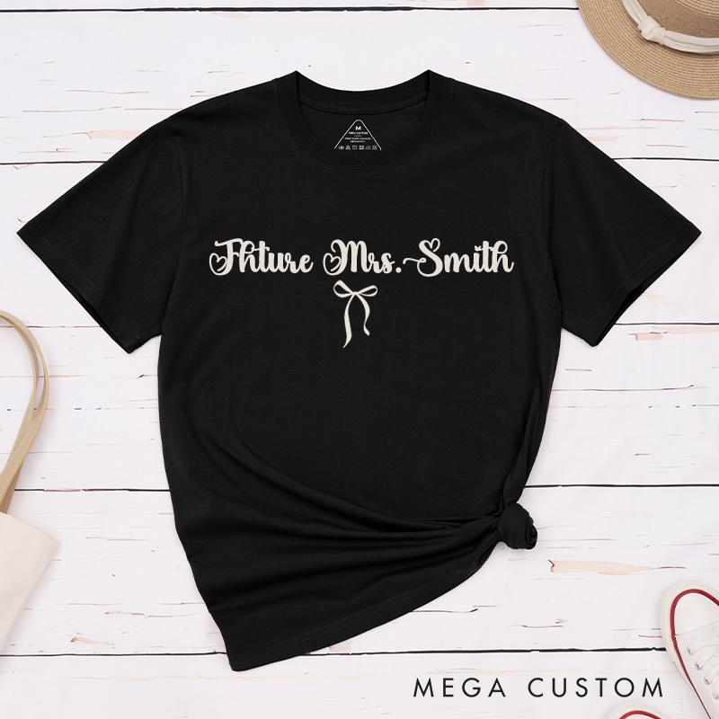 Personalized Romantic Future Mrs. Design with Heart and Bow Fiancee Engagement Fiancée Classic T-Shirt