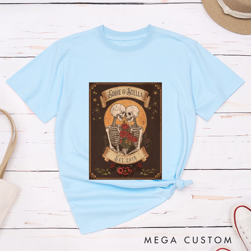 Personalized Skeleton Couple Matching Halloween T-Shirt Couple Retro Gothic Skull Card Design Halloween Shirt