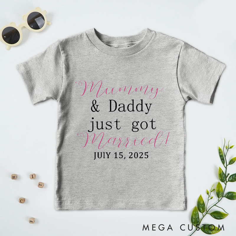 Personalized Mummy & Daddy Just Got Married Flower Girl T-Shirt 