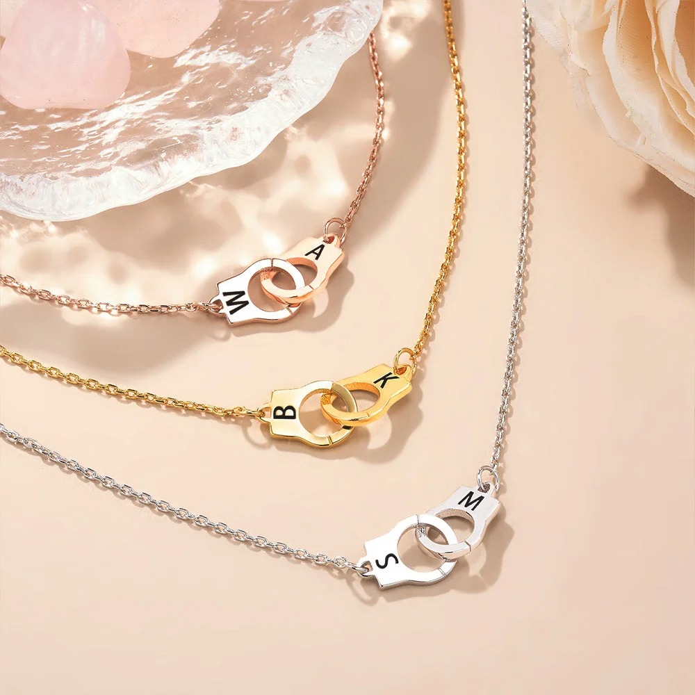 Personalized Couple Handcuff Interlocking Infinity Necklace with Double Engraved Initials Valentine's Day Gift for Couples Anniversary Gift for Girlfriend Boyfriend