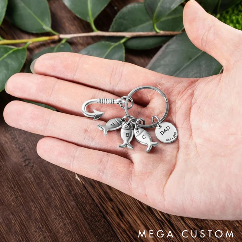 Personalized Fishing Keychain Stainless Steel Keyring Gift for Dad and Grandpa Fisherman Charm Meaningful Family Keepsake