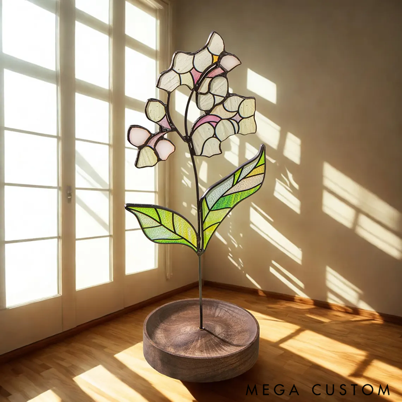 Personalized Glass Birth Flower Suncatcher Birth Flower Figurines Unique Monthly Flower Decor Perfect for Gifts Home Decor and Special Occasions