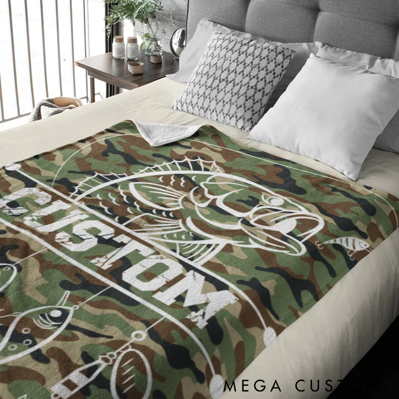Personalized Camo Fishing Blanket Bass Camo Fishing Blanket 、Fishing Lures Blanket Toddler Blanket Custom Name Unique Gift for Fishing Enthusiasts and Outdoor Adventures