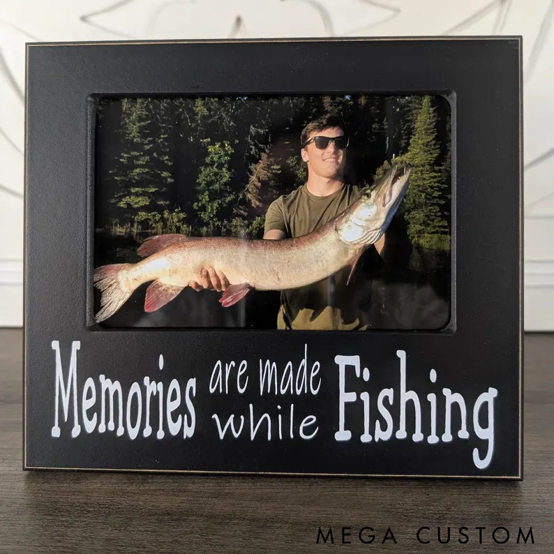 Personalized Fishing Memories Picture Frame Rustic Photo Display for Anglers Perfect Gift to Showcase Fishing Adventures and Cherished Moments