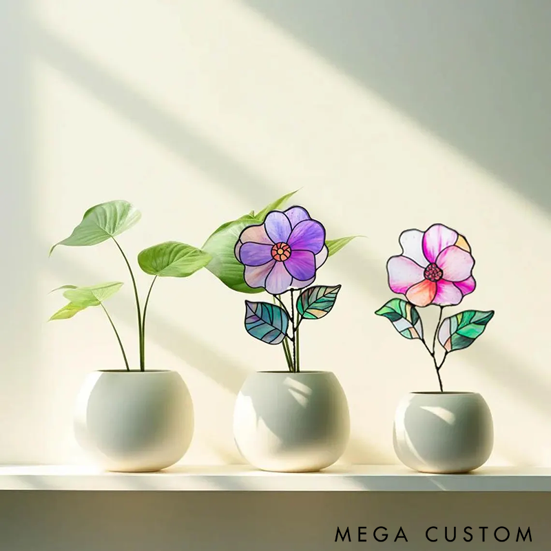 Personalized Glass Birth Flower Suncatcher Birth Flower Figurines Unique Monthly Flower Decor Perfect for Gifts Home Decor and Special Occasions