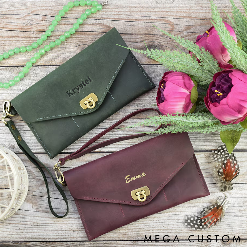 Personalized Leather Clutch Wallet Custom Name Multi-Compartment Design Wrist Strap Perfect for Women’s Daily Use or Gift