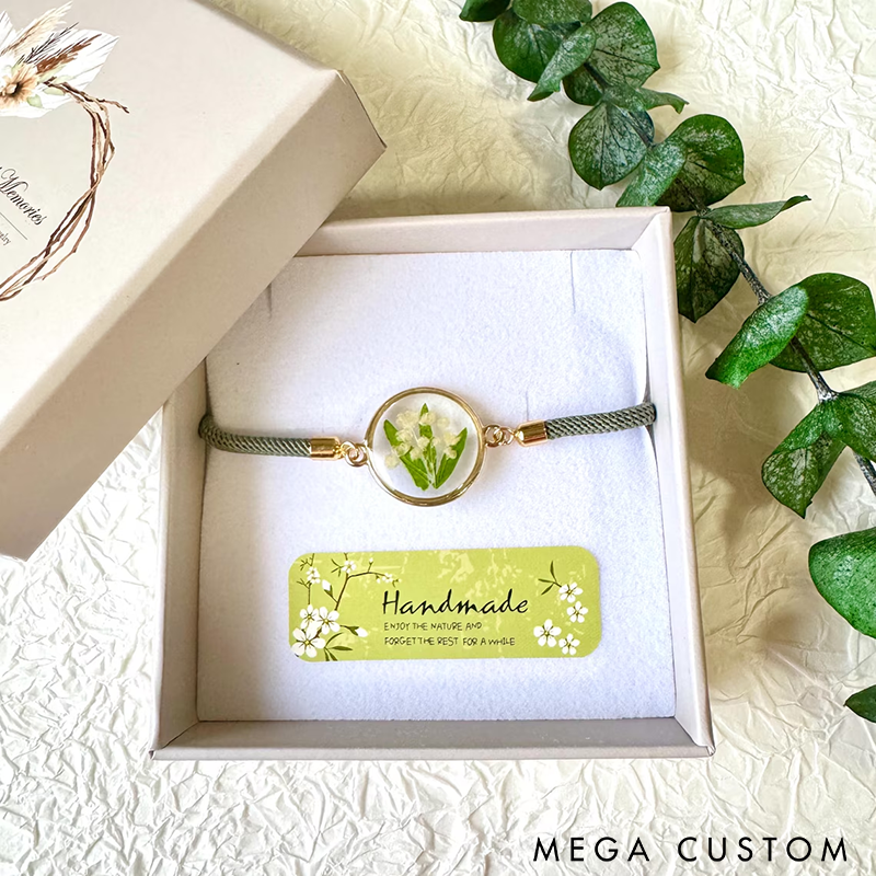 Birth Month Flower Bracelet Pressed Flower Adjustable Bracelet Forget me not Lavender Hydrangea Sunflower Bracelet for Everyday Wear