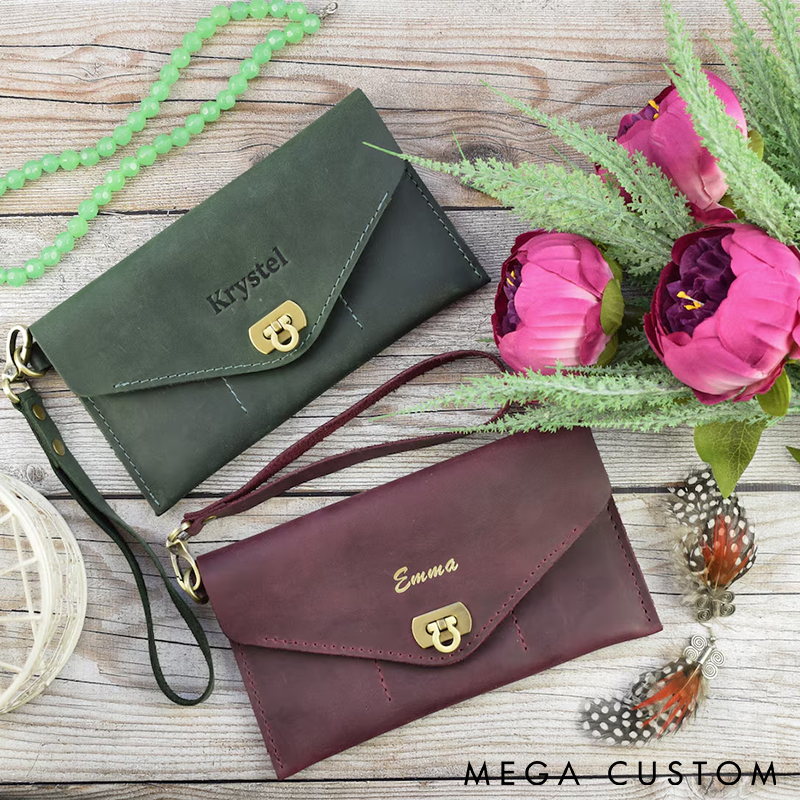 Personalized Leather Clutch Wallet Custom Name Multi-Compartment Design Wrist Strap Perfect for Women’s Daily Use or Gift