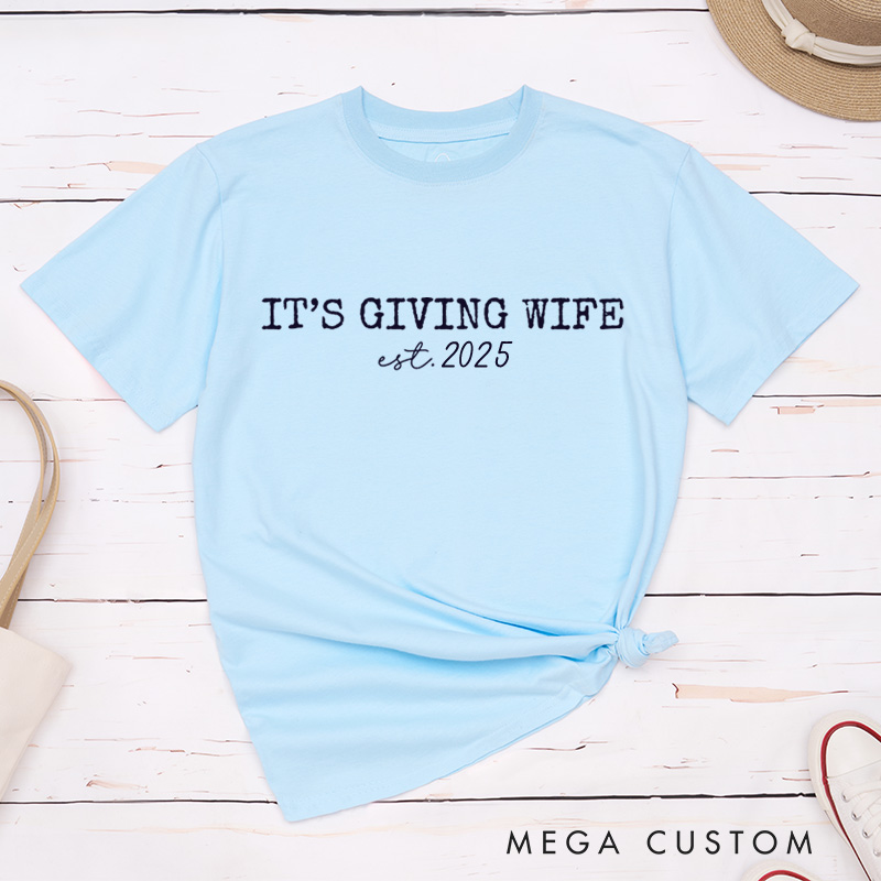 Personalized It's Giving Wife Fiancee Engagement Fiancée Classic T-Shirt