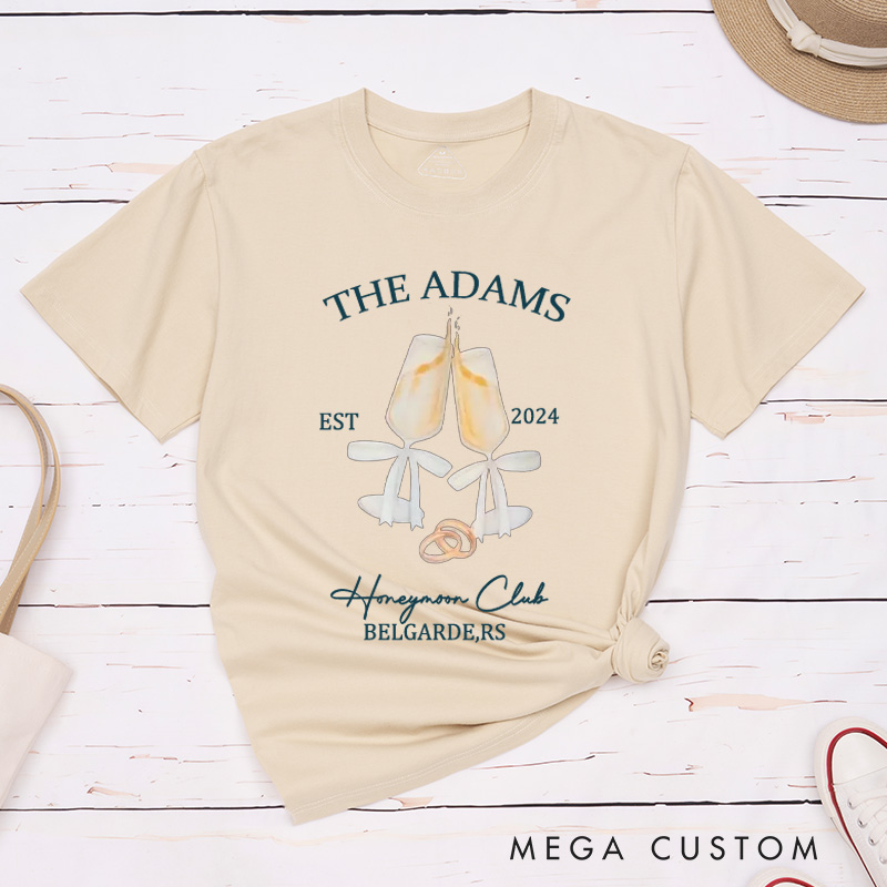 Personalized Honeymoon Club Champagne Glasses Tied with Bow Honeymoon Couple Classic T-Shirt