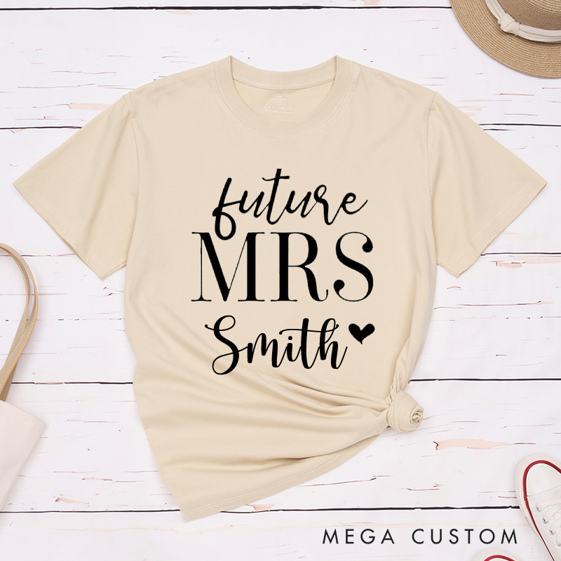 Personalized Classic and Romantic Future Mrs. with Heart Fiancee Engagement Fiancée Classic T-Shirt