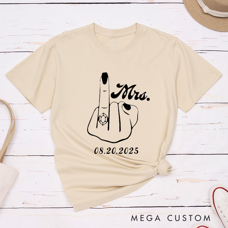 Personalized Funny Gesture Mr and Mrs Matching Wedding Couple Classic T-Shirt