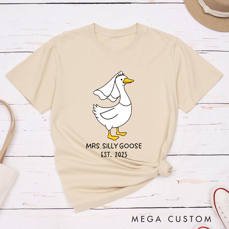 Personalized Humorous Mr and Mrs Silly Goose with Date Matching Wedding Couple Classic T-Shirt
