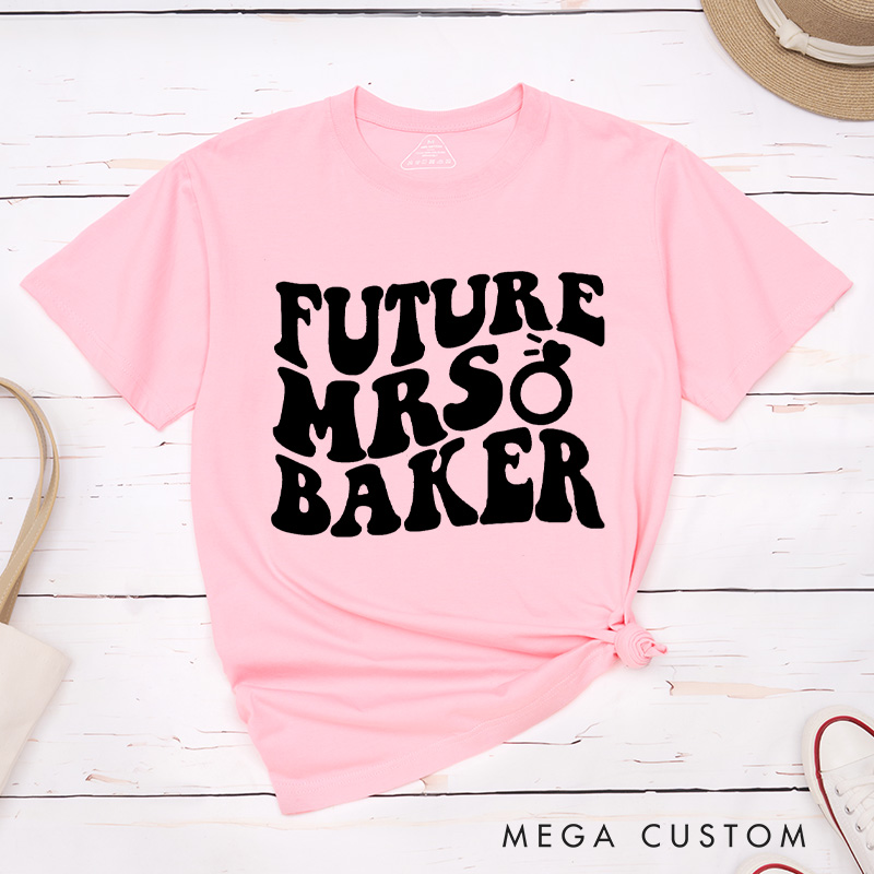 Personalized Retro-Inspired Future Mrs with Ring Fiancee Engagement Fiancée Classic T-Shirt