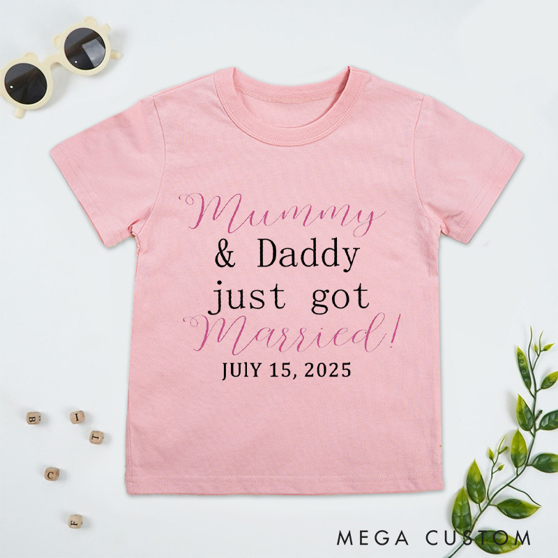 Personalized Mummy & Daddy Just Got Married Flower Girl T-Shirt 
