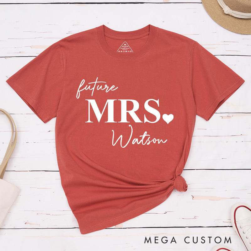 Personalized Elegant Future Mrs with Heart Fiancee Engagement Fiancée Classic T-Shirt