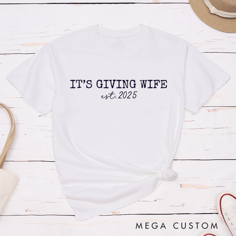 Personalized It's Giving Wife Fiancee Engagement Fiancée Classic T-Shirt
