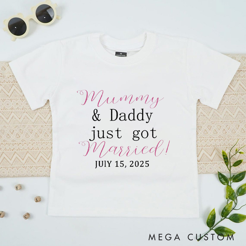Personalized Mummy & Daddy Just Got Married Flower Girl T-Shirt 