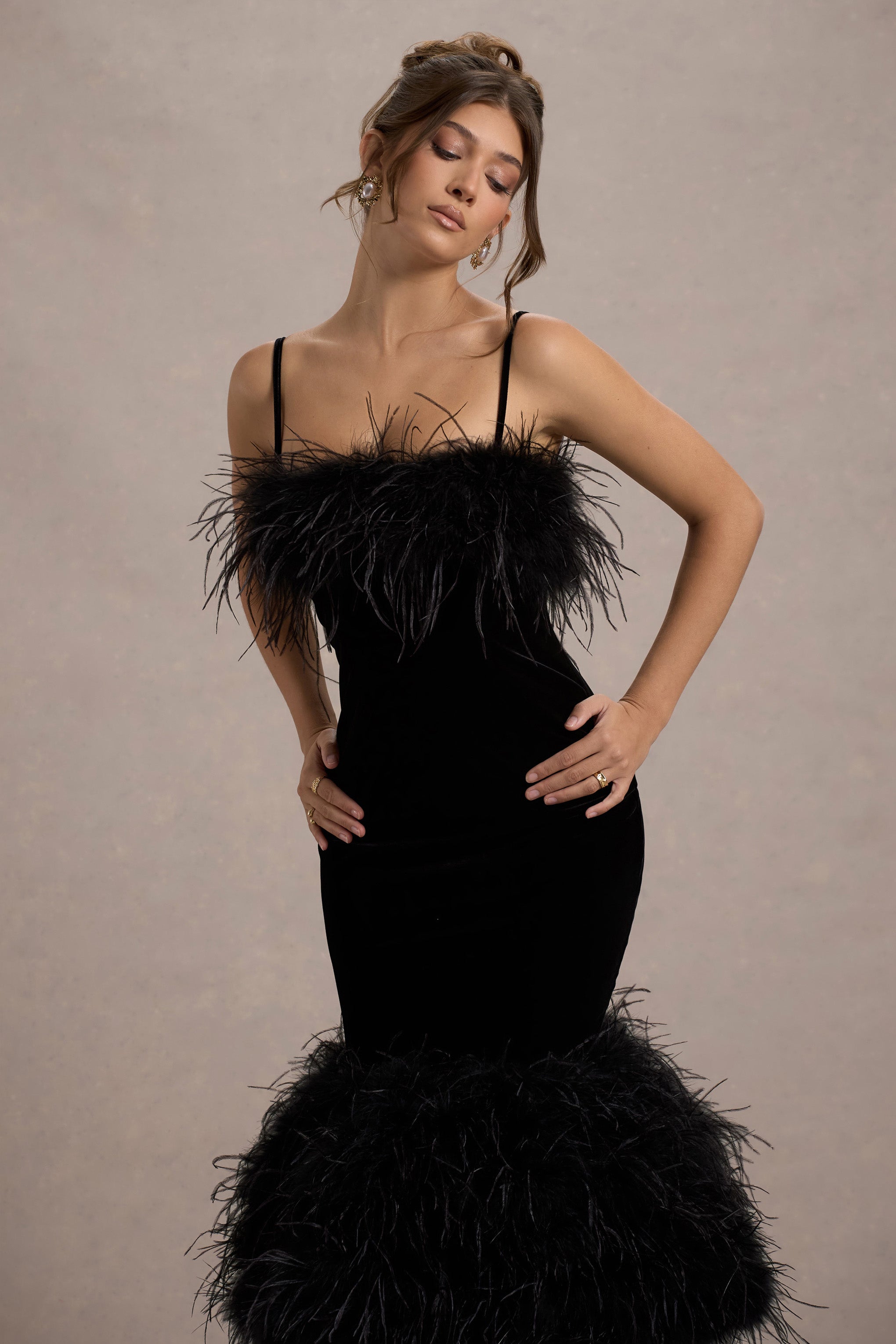 WB_CL135127002-KalenaBlackVelvetFeatherTrimMidiDress10