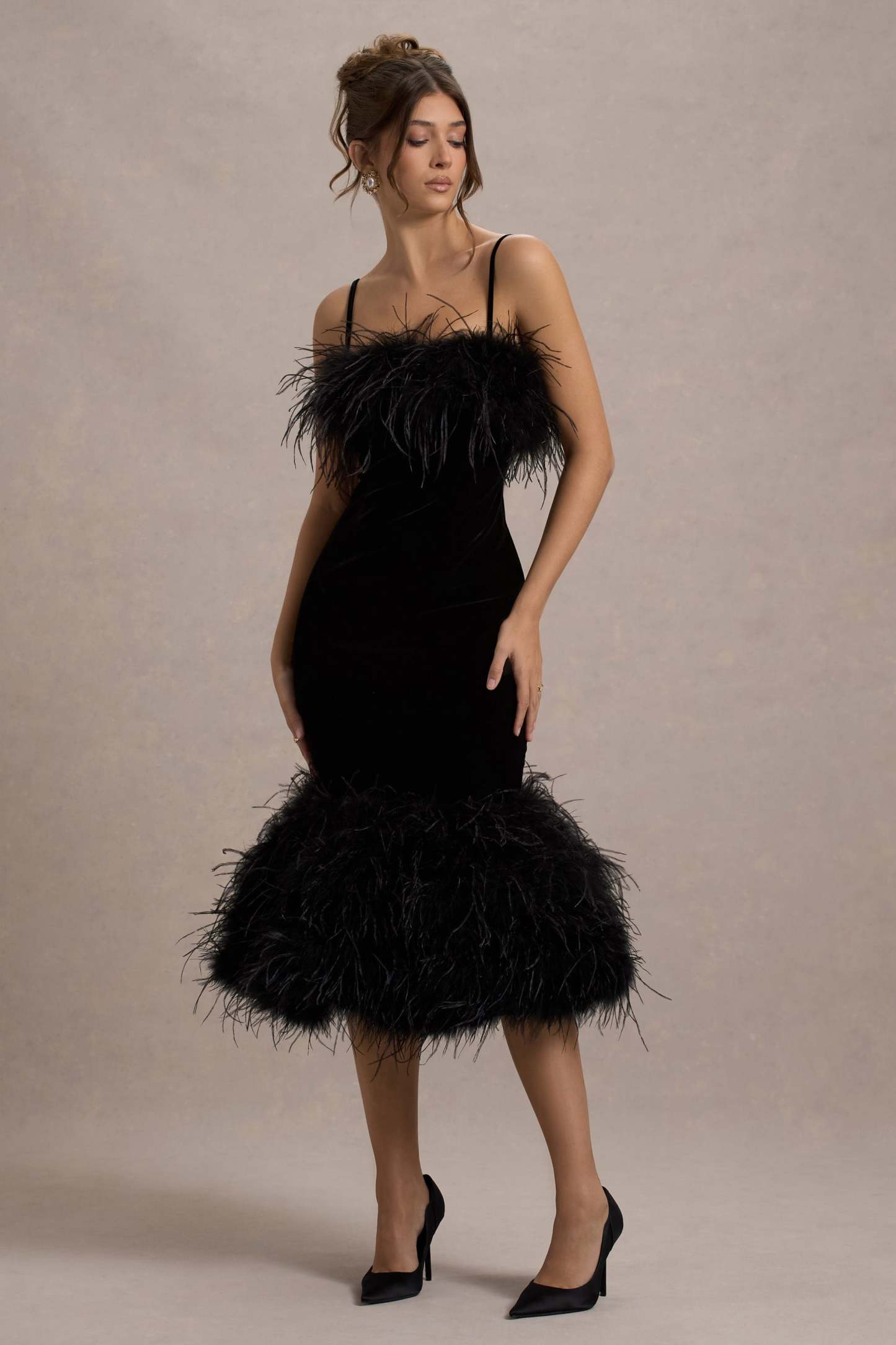 WB_CL135127002-KalenaBlackVelvetFeatherTrimMidiDress5