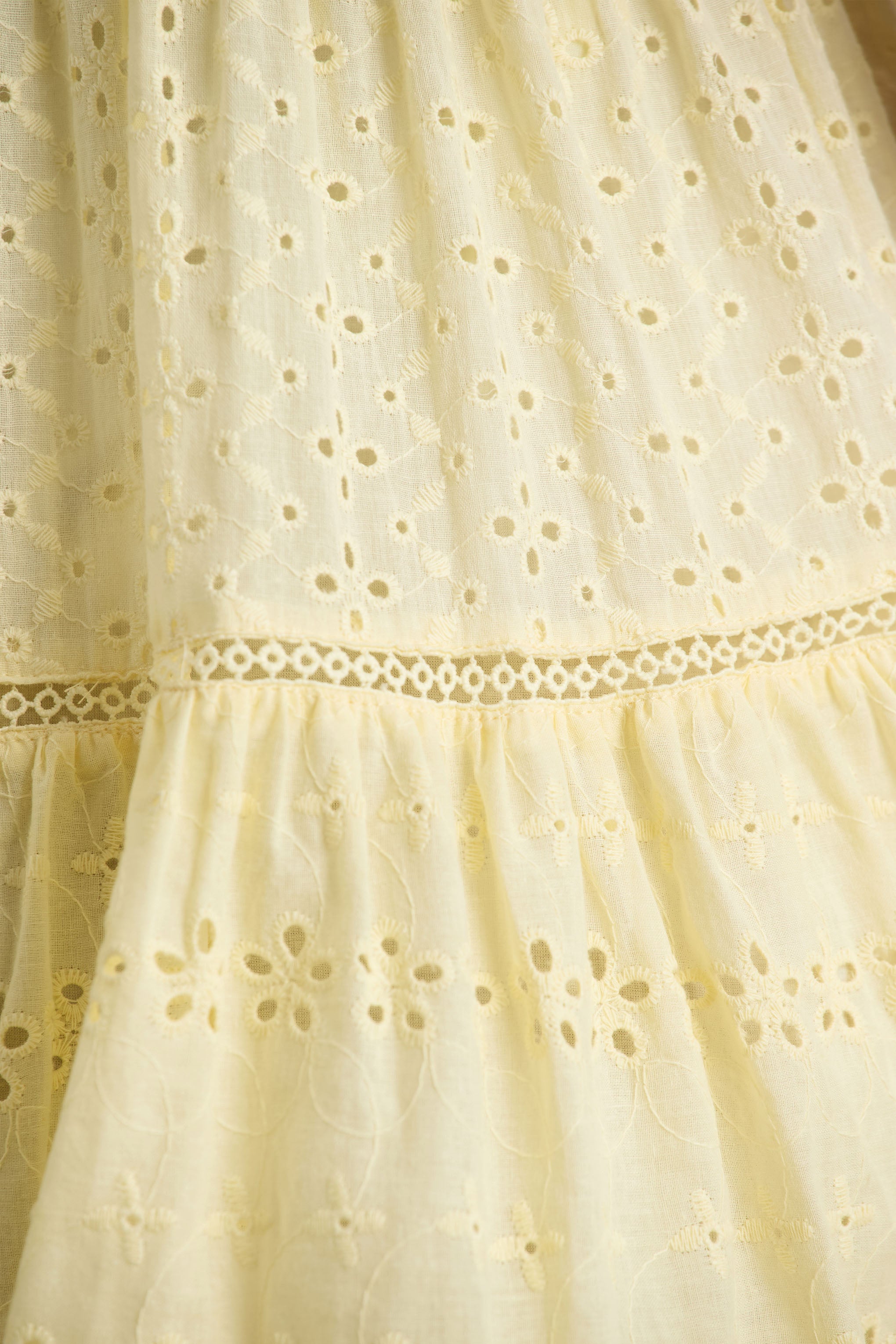 uploaded_image_4_4f809