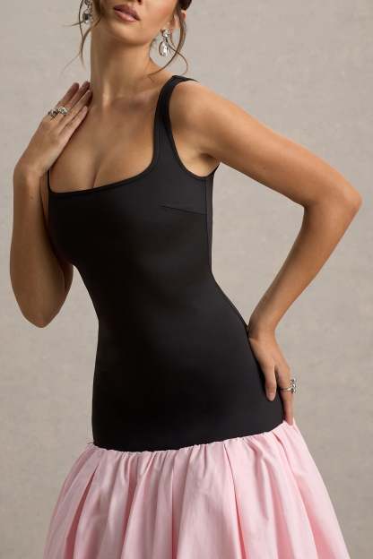 uploaded_image_4_mmhjz