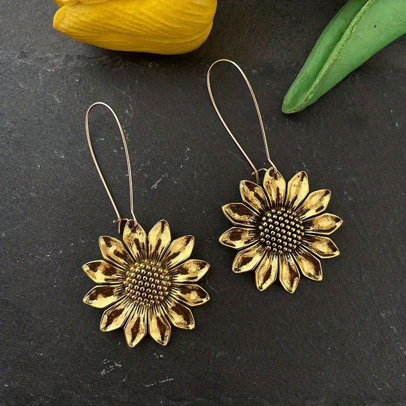 🎁 48% sleva na všechny produkty !🌻 Roztomilé náušnice s háčky ve tvaru bohémské slunečnice Elegantní náušnice s háčkem 💛