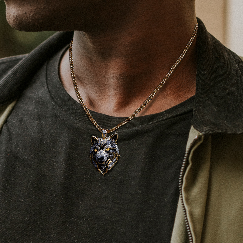 Fierce Wolf Head Pendant