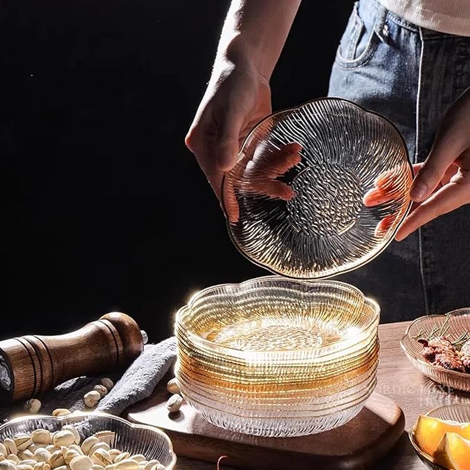 Ovocný talíř, obývací pokoj, domácí obývací pokoj, konferenční stolek, ovocný talíř, občerstvení, křišťálová sklenice na ovoce, talíř na sladkosti