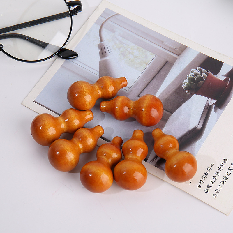 Wooden Gourd Hand Play Toy & Stress Relief Decompression Gadget