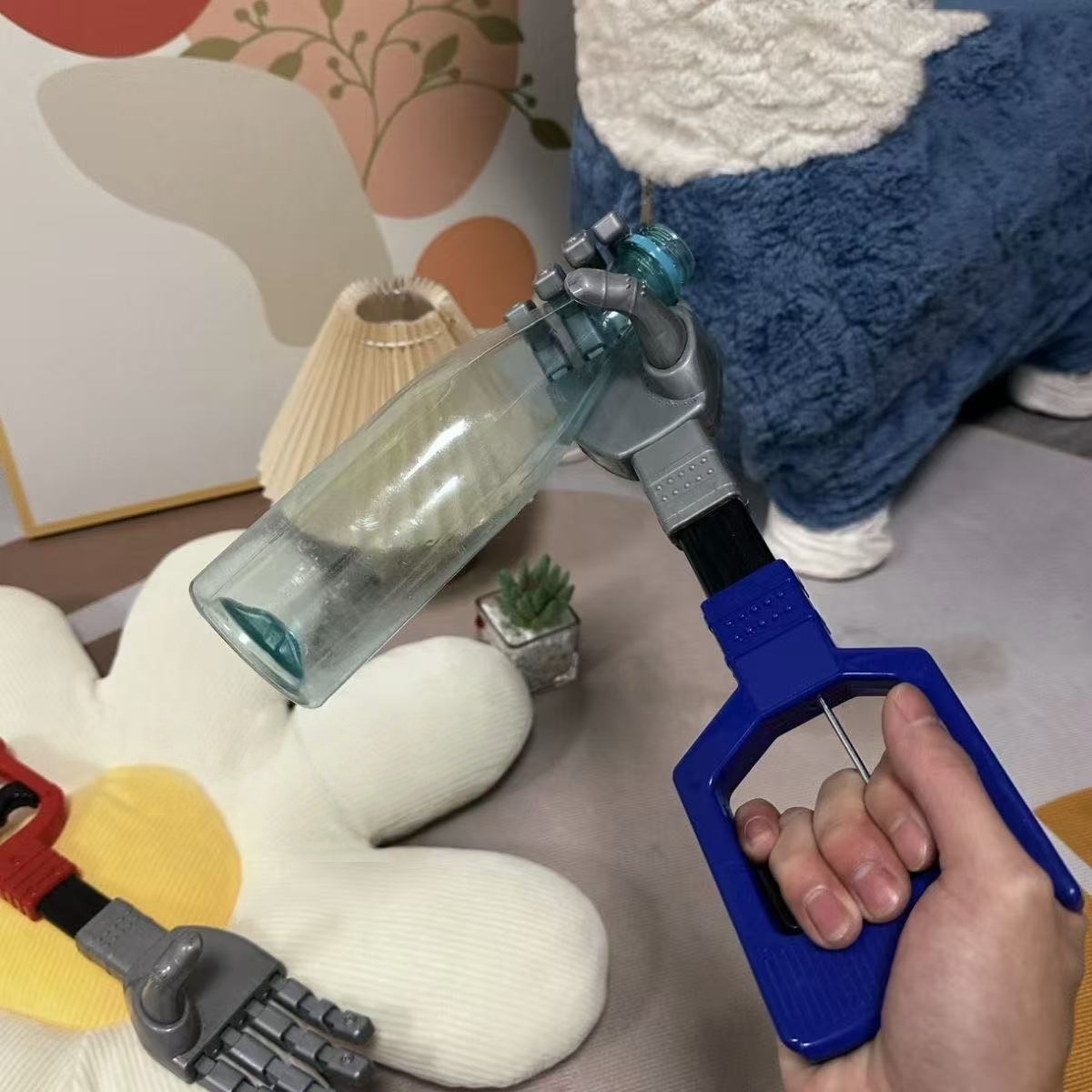 🦾Robotic Arm: A Unique and Fun Toy