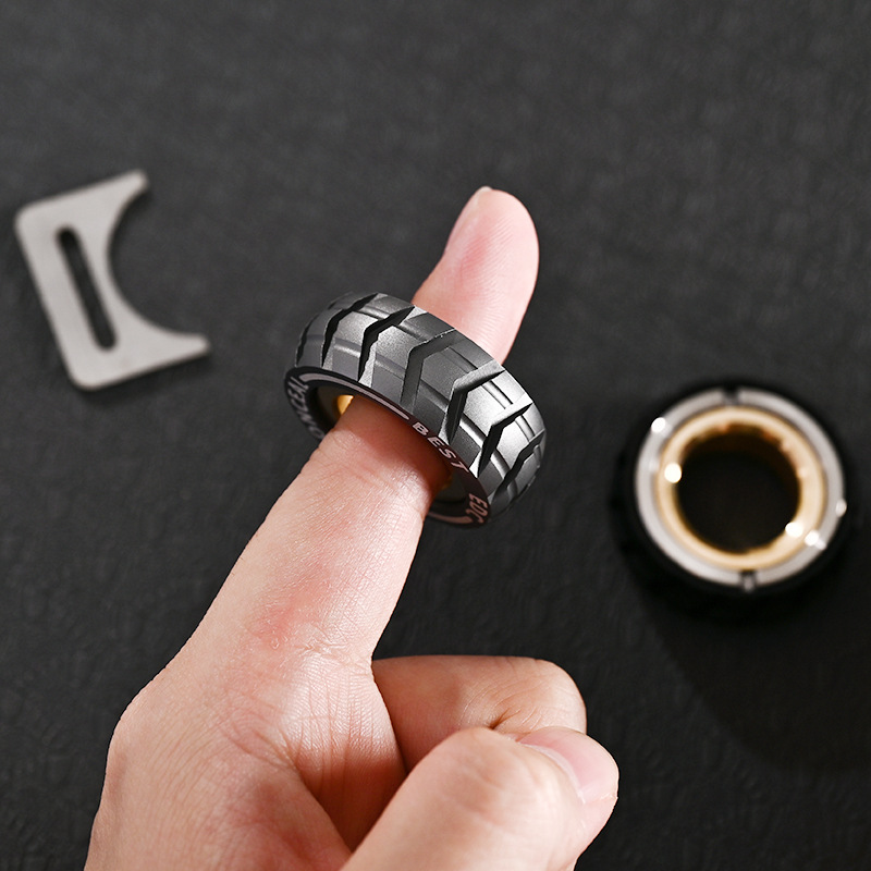 Magnetic EDC Fidget Ring – Mechanical Stress Relief Toy for Office & Daily Focus