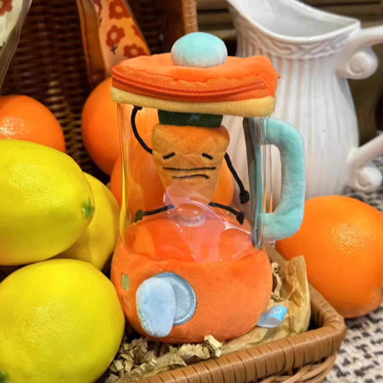 🥕 Carrot Juicer Plush Toy