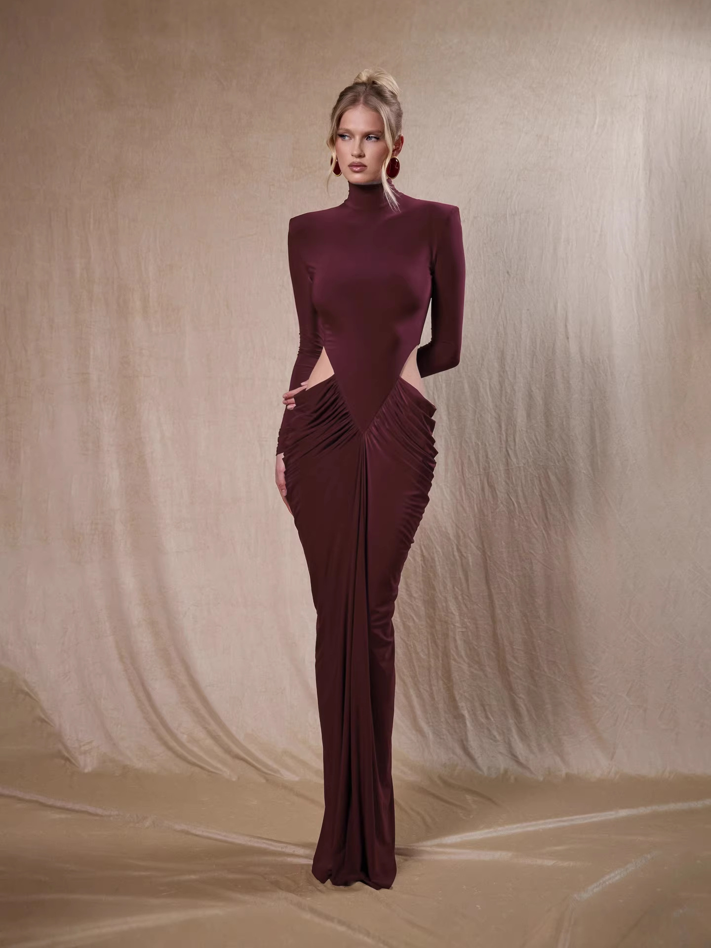 Sophisticated Wine Red Bodycon Gown - Padded Shoulder Cut-Out Ruched Maxi Dress for Formal Party BD2675