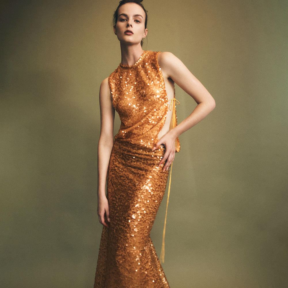 Golden Sequin Maxi Dress - Sleeveless High Neck Lace-Up Side Gown for New Year's Eve & Gala Z0014