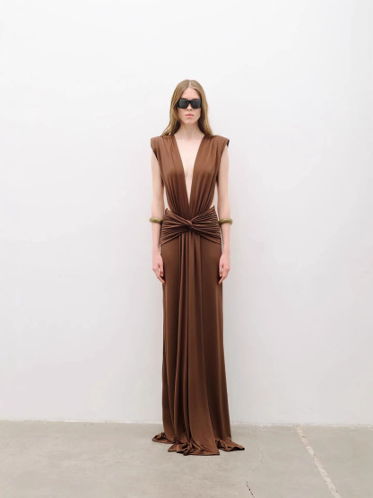 Bronze Goddess Deep V-Neck Draped Maxi Dress - Sultry Sleeveless Backless Ruched Evening Gown for Summer Soirée BD2673