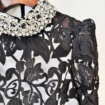 Luxurious Black Lace Long Sleeve Evening Gown with Crystal Jeweled Collar - Elegant Floor-Length Formal Gala & Party Dress 9106
