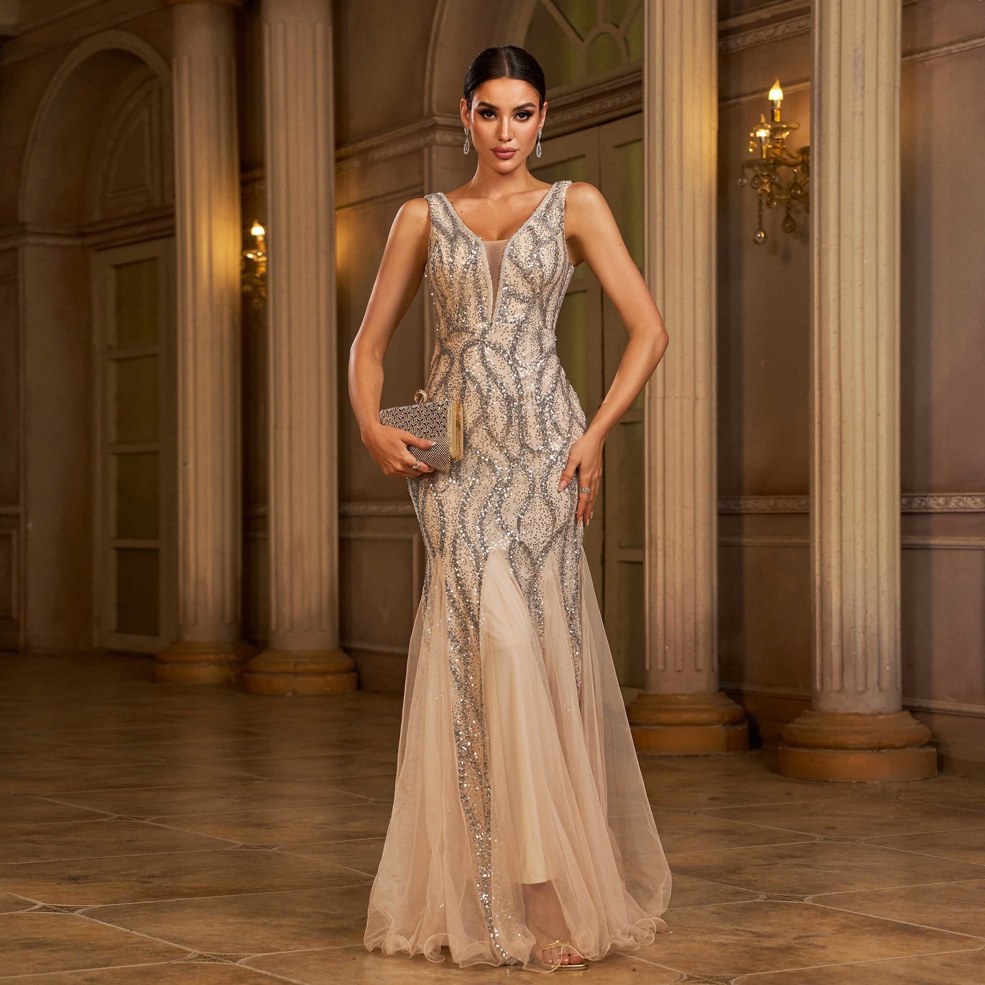 Sleek Mermaid Sequin & Tulle Prom Dress | Elegant V-Neck Sleeveless Evening Gown for Weddings & Galas gm90173